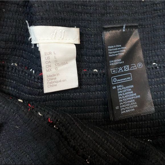 🔔 H&M SKIRT ($25 for 3 Items) - Picture 5 of 5